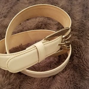 Escada belt